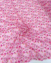 Tecido Crepe Chiffon Tapete Floral Tons de Rosa