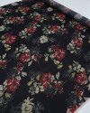 Tecido Crepe Chiffon Italiano Buquê de Flores Silvestres Vermelho e Preto