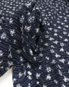 Tecido Crepe Bubble Liberty Offwhite e Azul Marinho