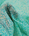 Tecido Crepe Chiffon Italiano Micro Flores e Folhas Offwhite e Verde Água