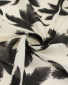 Tecido Cambraia Mista Macro Folhagens Tropicais Preto e Creme