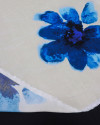 Tecido Viscose Acetinada Italiano Macro Floral em Aquarela Azul e Creme