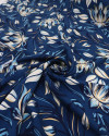 Tecido Viscose Macro Flor de Lótus Azul Marinho