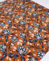 Tecido Viscose Macro Flor de Lótus Azul Marinho e Laranja