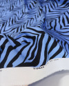 Tecido Cambraia Italiano Macro Animal Print Azul com Preto 