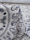 Tecido Viscose Premium Bandana Cashmere Bege e Azul Escuro